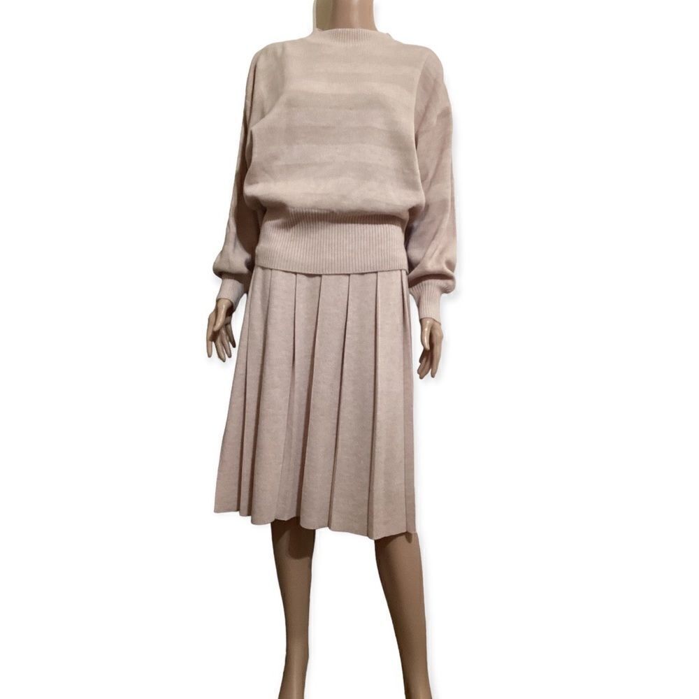 Vintage Knit Sweater and Skirt Set 14 - Picture 1 of 12